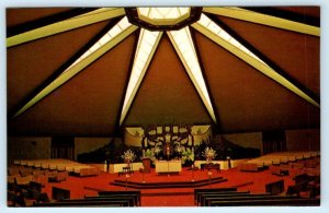 2 Postcards ROCHESTER, NY ~ Interior/Exterior ANNUNCIATION CATHOLIC CHURCH 1968