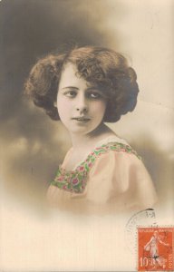 Beautiful Victorian Lady Portrait Vintage RPPC 03.55