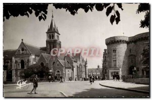 Laval Old Postcard The cathedral and the door Beucheresse
