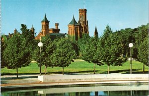 postcard DC - The Smithsonian Institution