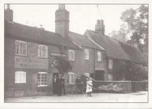 Chequers Pub Leicester Tur Langton Postcard