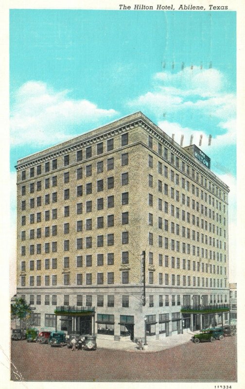 Vintage Postcard 1942 The Hilton Hotel Building Abilene Texas C.T. American Art