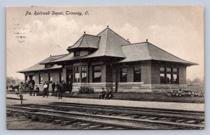 J87/ Trinway Ohio Postcard c1910 Pennsylvania Railroad Depot Dresden 887