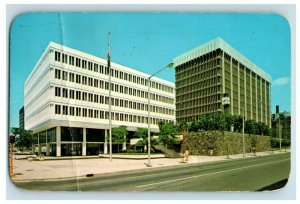 Vintage Vandenberg Center, Grand Rapids, Michigan Postcard P174