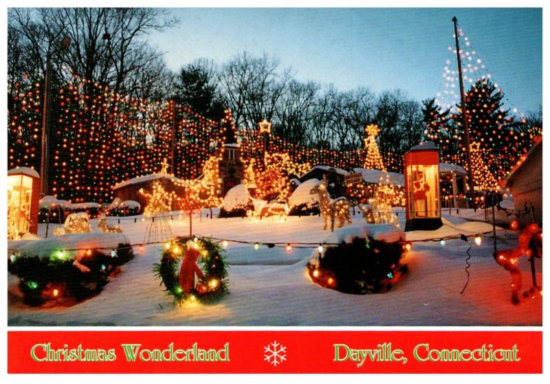 Connecticut , Dayville , Whipple's Christmas Wonderland ,  Approach