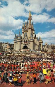 Walt Disney World 01110238, Welcome to WDW, Cinderella Castle   Vintage Postcard