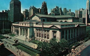 VINTAGE POSTCARD NEW YORK LIBRARY BUILT 1911 AT A COST OF $9,000,000 CHROME