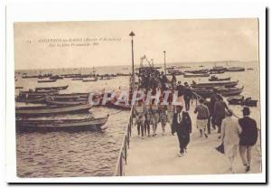 Andernos les Bains Old Postcard On the pier walk (baetaux)