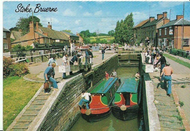 Northamptonshire Postcard - Stoke Bruerne,Grand Union Canal. Posted 1987 - AB429