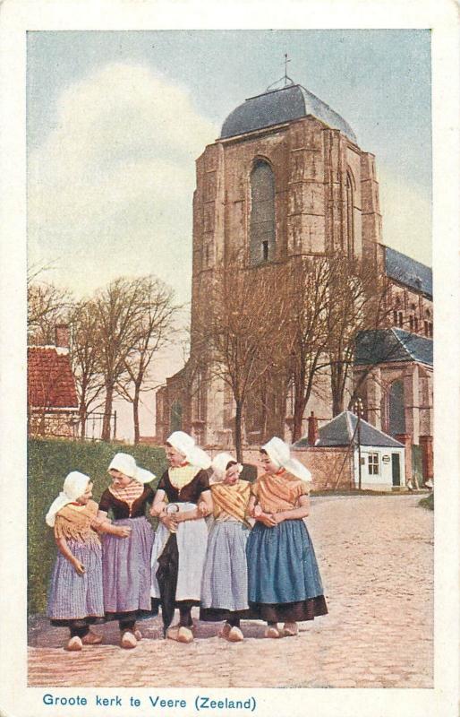 Dutch girls folk costumes Netherlands ( Groote kerk te Veere - Zealand )
