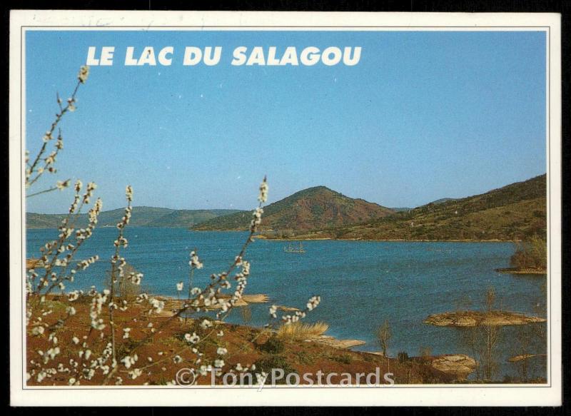 LE LAC DU SALAGOU