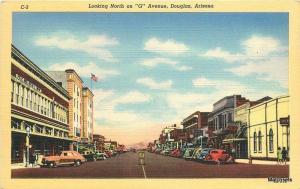 DOUGLAS ARIZONA Looking North G Avenue autos CURT TEICH linen postcard 100317