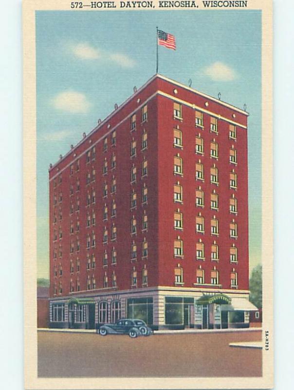 Linen HOTEL SCENE Kenosha - Near Milwaukee & Racine Wisconsin WI H0059
