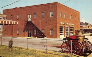 CRISFIELD, Maryland MD   FIRE DEPARTMENT~Antique Pumper  SOMERSET CO   Postcard