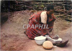  Modern Postcard Color of Burundi the Grinding of the Sorghum Woman