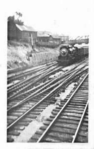 NEW HAVEN PASSENGER TRAIN LEAVING UNION STATION PROVIDENCE RI POSTCARD *NOTE*