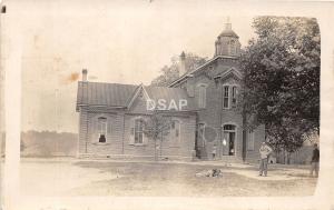 B95/ Fair Haven? Connecticut New Haven RPPC Real Photo Postcard c1910 School