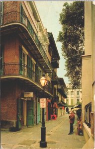 USA Pirates Alley New Orleans Louisiana Vintage Postcard 02.74