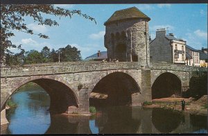 Wales Postcard - Monnow Bridge, Monmouth    A2951