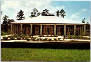 VINTAGE CONTINENTAL SIZE POSTCARD MISSISSIPPI WELCOME CENTER ON I-55 SOUTH