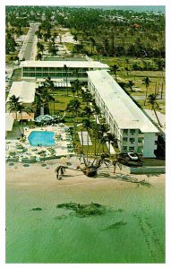 Postcard BEACH SCENE Miami Florida FL AS8066
