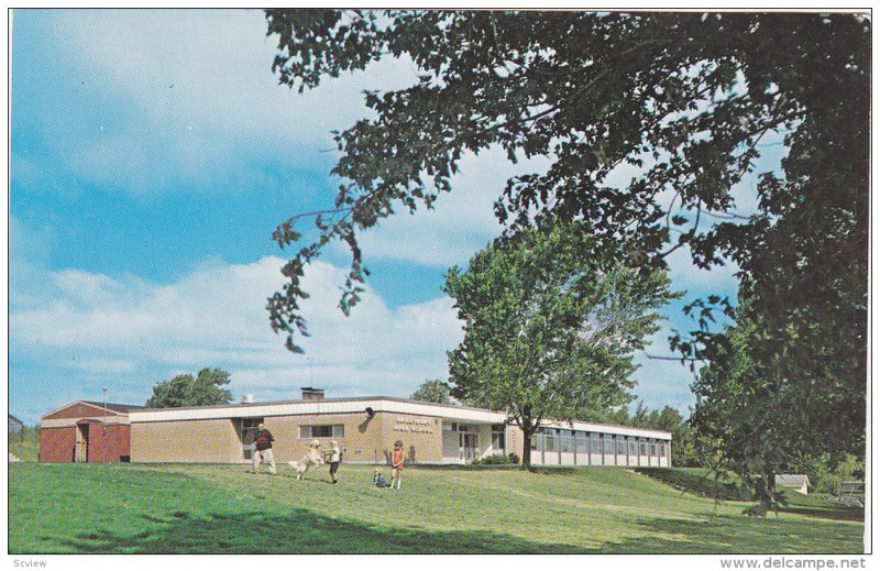 High School , HAILEYBURY , Ontario , Canada , 50-60s