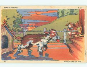 Linen Comic DOG PULLING HIS DOGHOUSE AC0103