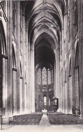 France Tours l'interieur de la Cathedrale Saint-Gatien Photo