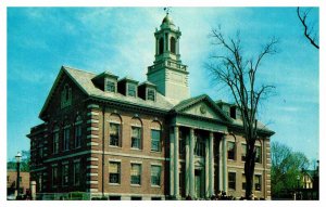 Postcard COURT HOUSE SCENE Newport Rhode Island RI AR9600