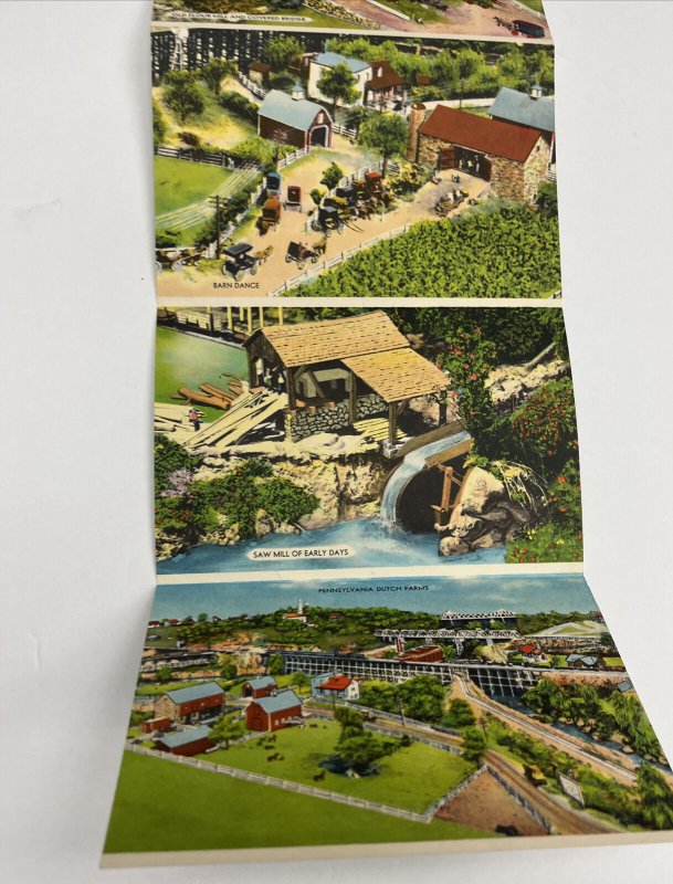 AAA Greetings from Roadside  America Recommended Attractions Postcard Folder