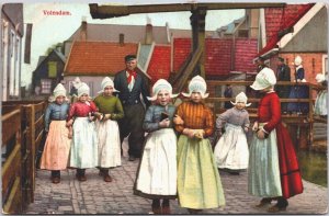 Netherlands Volendam Traditional Costumes Vintage Postcard 04.12