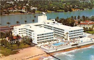 MONTMARTRE Miami Beach, Florida Hotel ca 1960s Vintage Postcard 