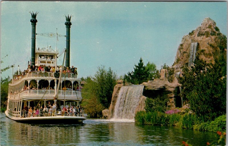 Disneyland Mark Twain Steamboat Anaheim California Unposted  Postcard X7