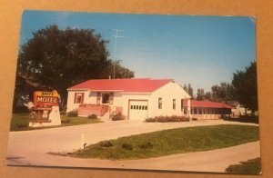 VINTAGE 1957 USED POSTCARD BREE'S MOTEL HWY 81 NORFOLK NEBRASKA