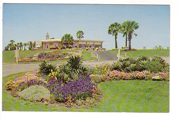 Flowers, Jekyll Island, Georgia