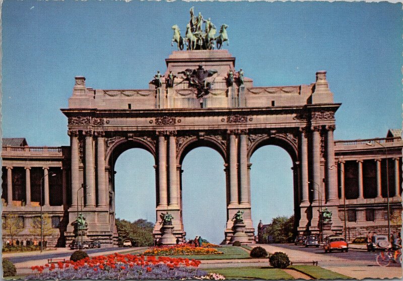 Brussels The Arch of the Fiftieth Anniversary's Palace Postcard PC396