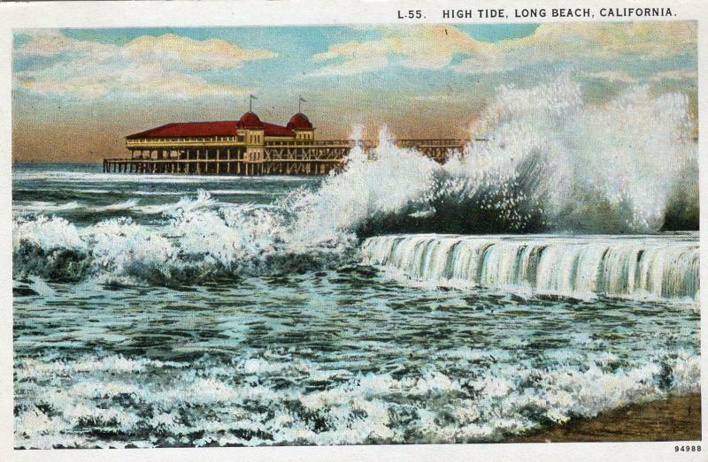 USA High Tide Long Beach California 01.56