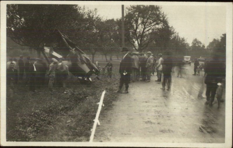 Car Wreck Automobile Crash Onlookers 1930 Real Photo Postcard 