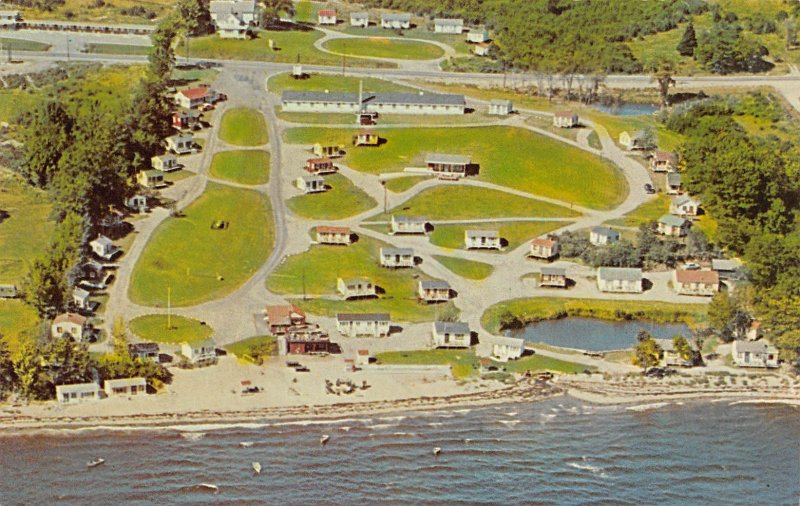 Belfast, Maine, Colonial Gables Motel & Cottages, AA363-25