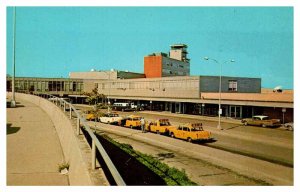 Postcard AIRPORT SCENE Cleveland Ohio OH AQ3504