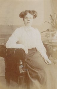 Cranbury Park Annie Hurlsey Winchester Posh Lady Identified Old Postcard