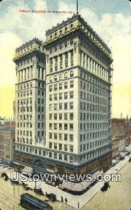 Wells Building - MIlwaukee, Wisconsin WI Postcard
