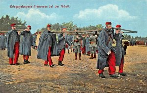 KRIEGSGEFANGENE FRANZOSEN bei der ARBEIT~FRENCH PRISONERS~WW1 GERMAN POSTCARD