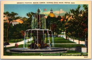 VINTAGE POSTCARD BREWER'S FOUNTAIN ON BOSTON COMMOM WITH STATE HOUSE