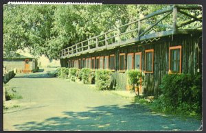 New York ROUSES POINT Log Cabin Motel and Snack Bar - pm1986 - Chrome