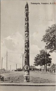 Totem Pole Nanaimo BC Indigenous Totempole c1941 Rumsey Postcard G50