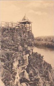 New York Shawangunk Mountains Summer Houses In Front Of The Cliff House 1800 ...