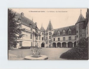 Postcard La Cour d'honneur, Le Château, Chaumont-sur-Loire, France