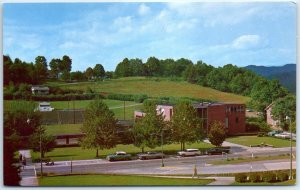 Postcard - Hunter Library, Western Carolina College - Cullowhee, North Carolina