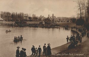 UK The Lake Sefton Park Liverpool Vintage Postcard 08.87